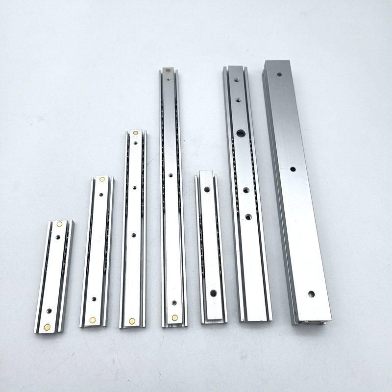 Sliding rail
